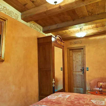 Vendégház Historik Gotisches Haus Garni Rothenburg ob der Tauber