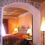 Historik Gotisches Haus Garni Guest house