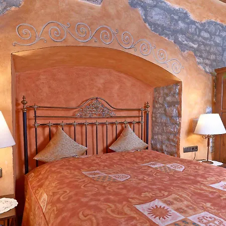 Pensión Historik Gotisches Haus Garni 4*