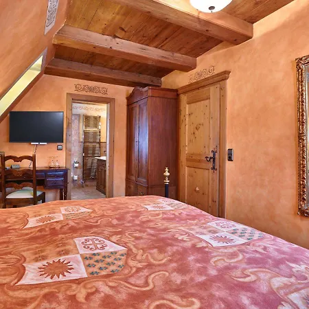 Historik Gotisches Haus Garni Pensión