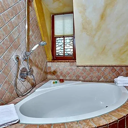 Gotisches Haus 4* روتنبورغ أوب در تاوبر