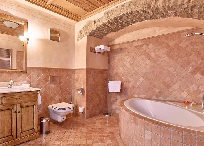 Historik Gotisches Haus Garni بيت ضيافة