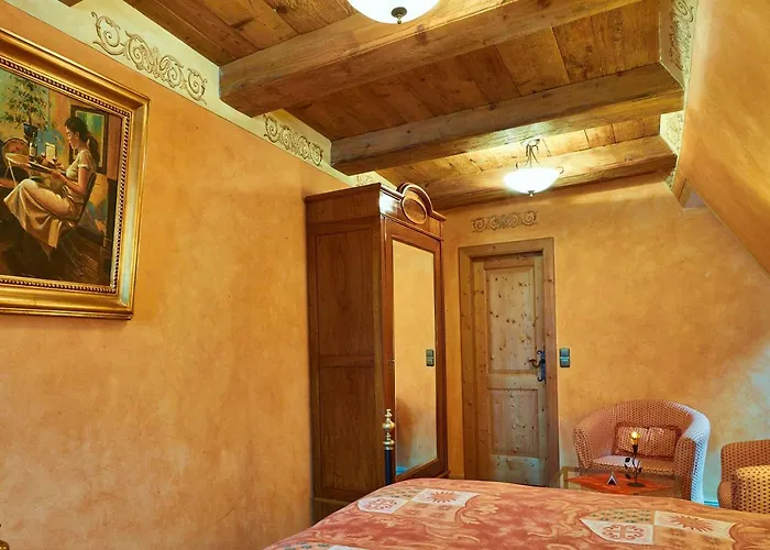 ゲストハウス ヒストリーク ゴティシェス ハウス ガルニ ローテンブルク・オプ・デア・タウバー