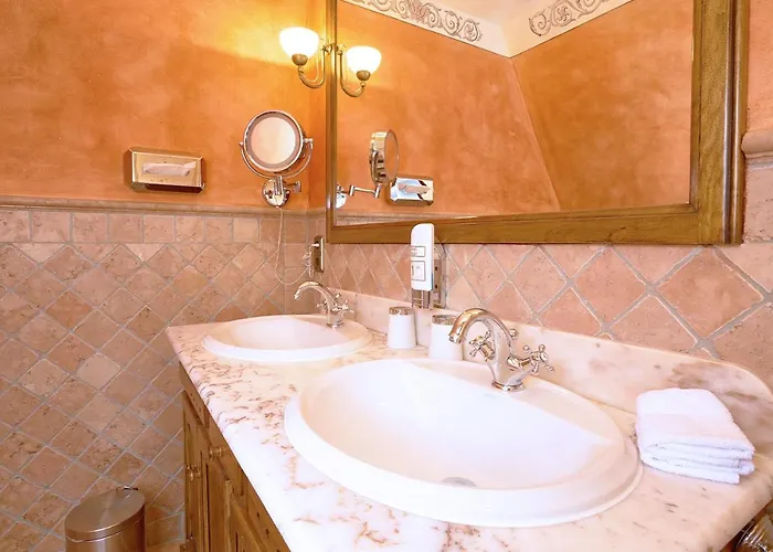 Historik Gotisches Haus Garni 4* روتنبورغ أوب در تاوبر