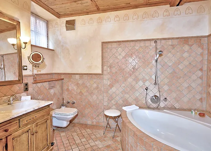 ヒストリーク ゴティシェス ハウス ガルニ ゲストハウス ローテンブルク・オプ・デア・タウバー