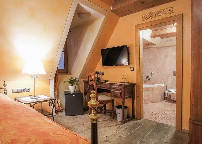 بيت ضيافة Historik Gotisches Haus Garni