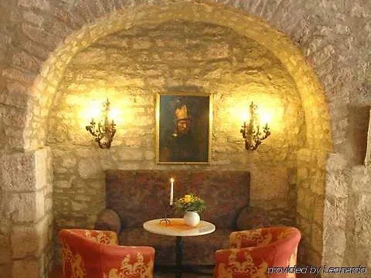 ヒストリーク ゴティシェス ハウス ガルニ ローテンブルク・オプ・デア・タウバー